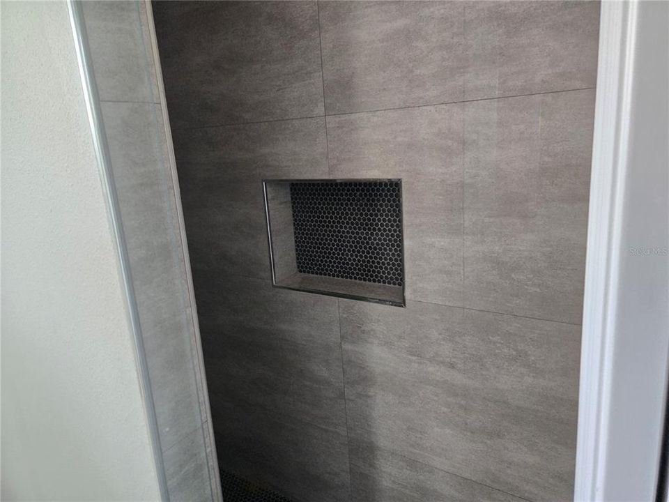 В аренду: $2,400 (4 спален, 3 ванн, 1683 Квадратных фут)