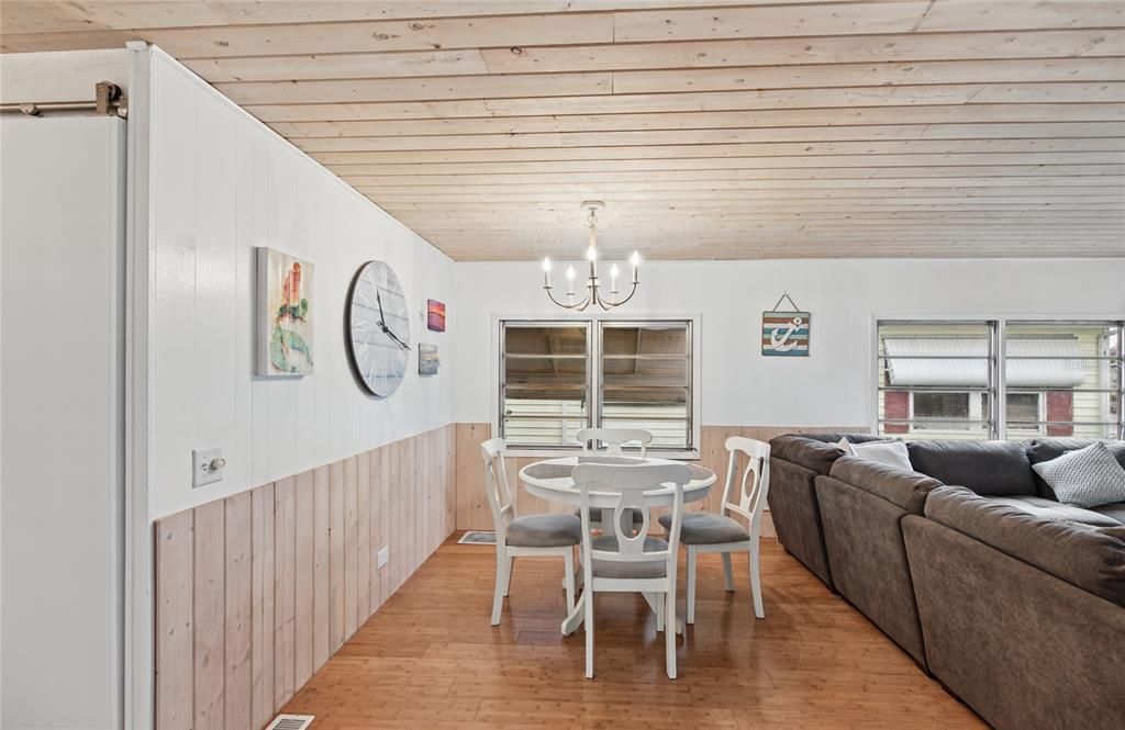 En Venta: $219,000 (2 camas, 1 baños, 1152 Pies cuadrados)