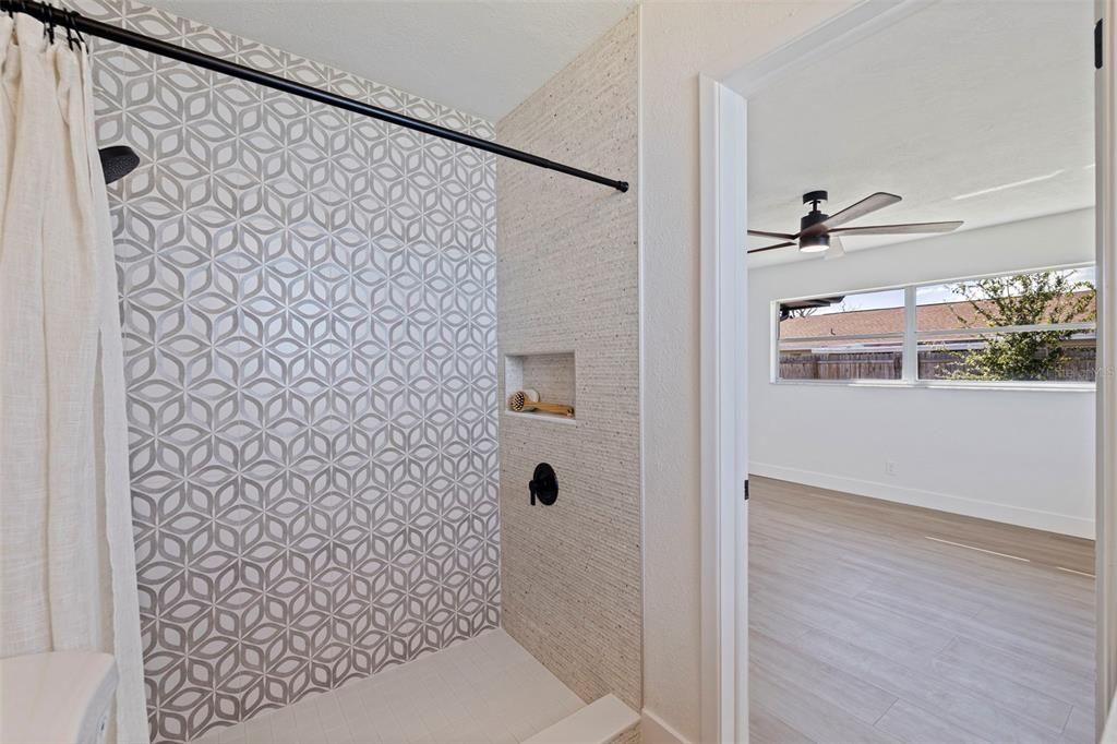 En Venta: $540,000 (3 camas, 2 baños, 1583 Pies cuadrados)