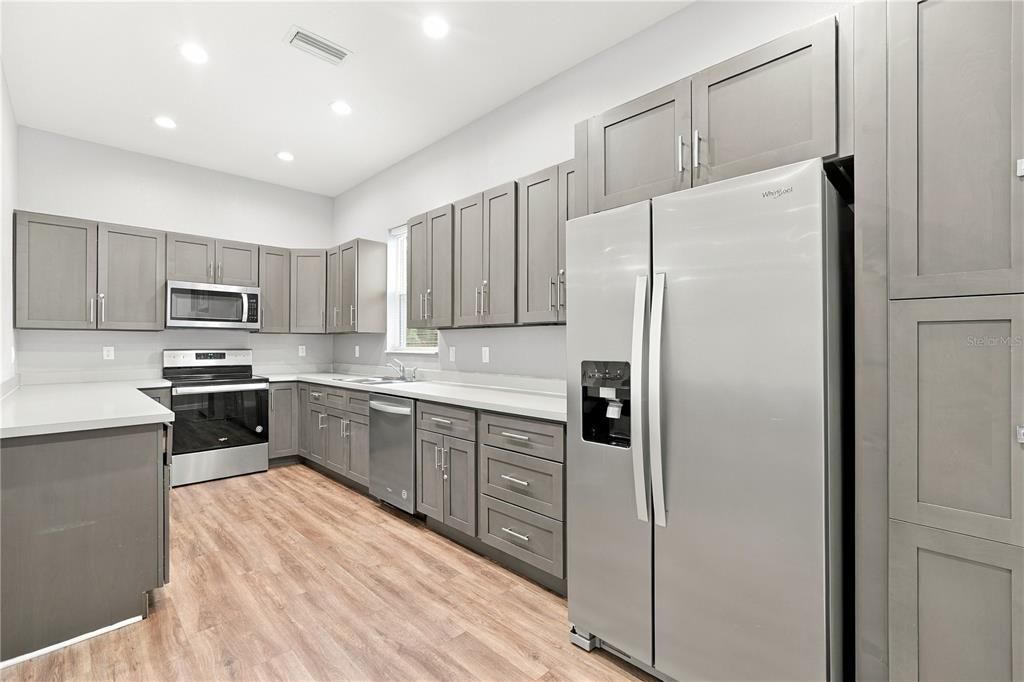 For Sale: $799,000 (0 beds, 0 baths, 2640 Square Feet)