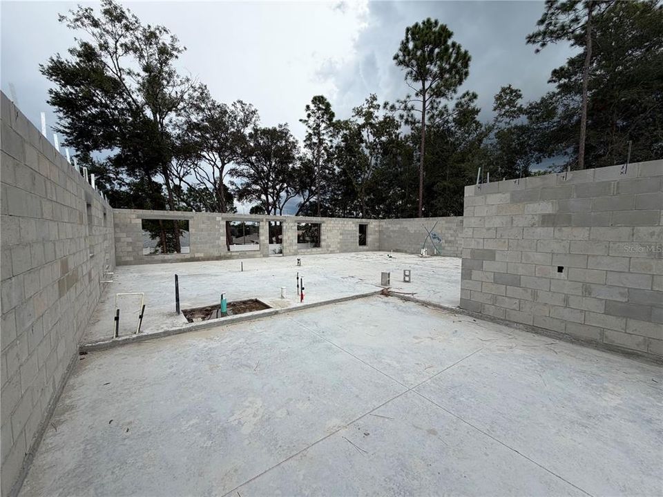 For Sale: $366,750 (4 beds, 3 baths, 2117 Square Feet)
