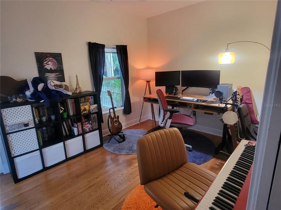 En Venta: $439,900 (3 camas, 3 baños, 1596 Pies cuadrados)