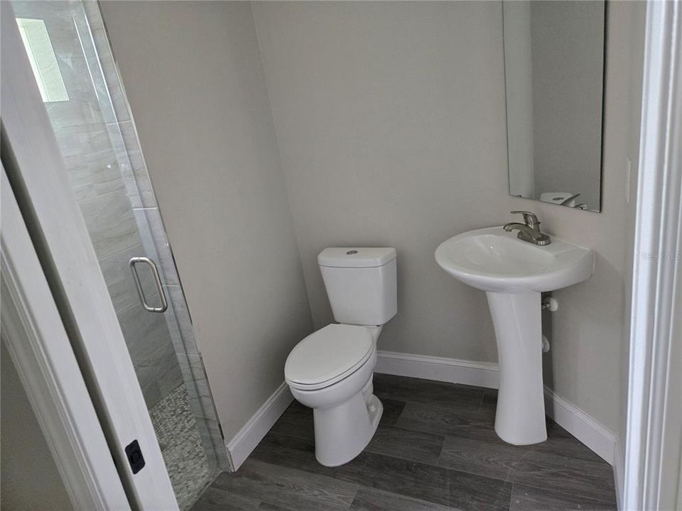 В аренду: $2,400 (4 спален, 3 ванн, 1683 Квадратных фут)