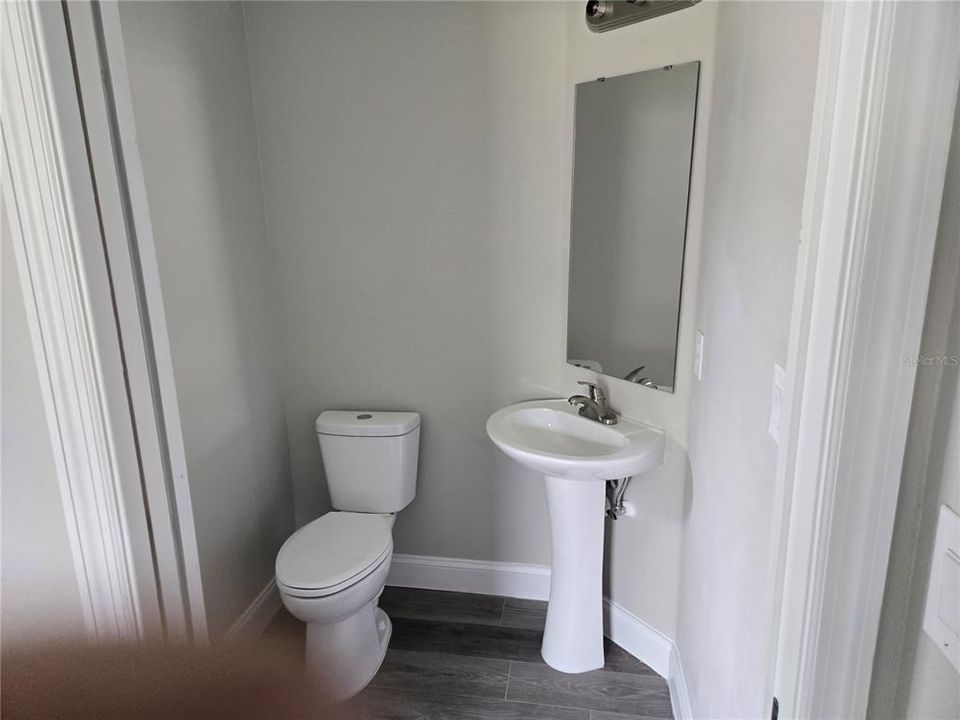 В аренду: $2,400 (4 спален, 3 ванн, 1683 Квадратных фут)