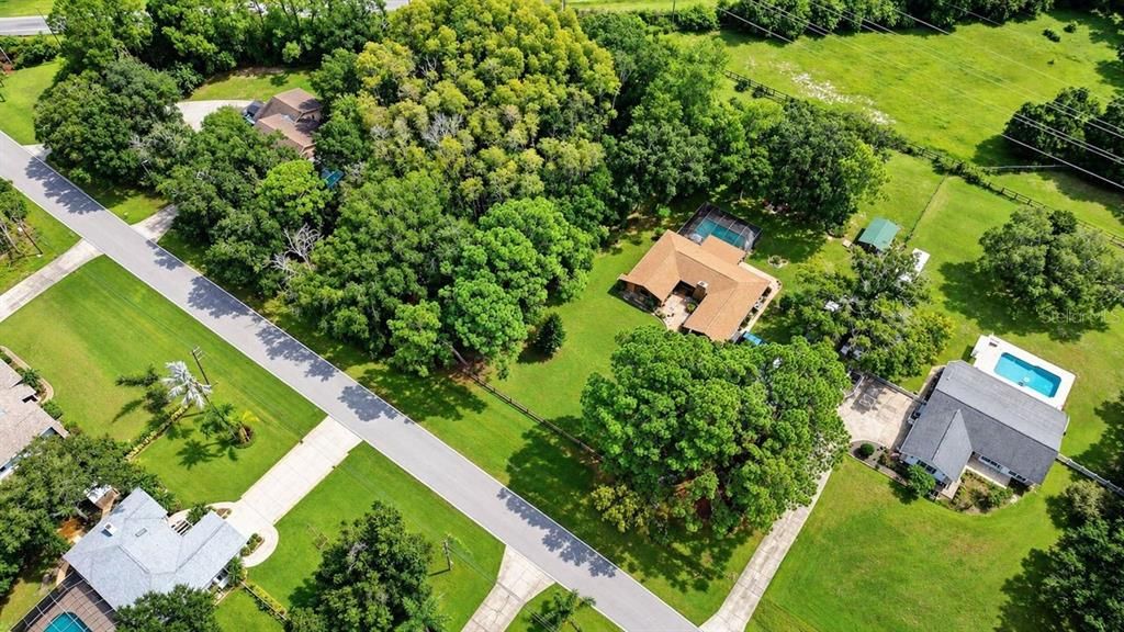 На продажу: $645,000 (3 спален, 2 ванн, 1936 Квадратных фут)