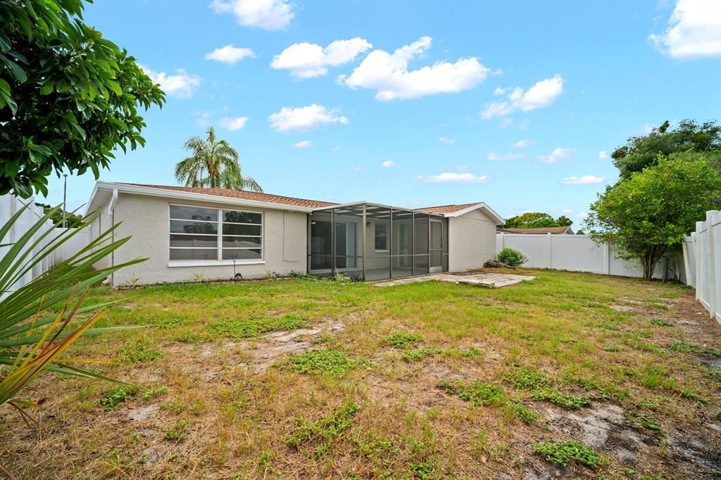 For Sale: $265,000 (3 beds, 2 baths, 1442 Square Feet)