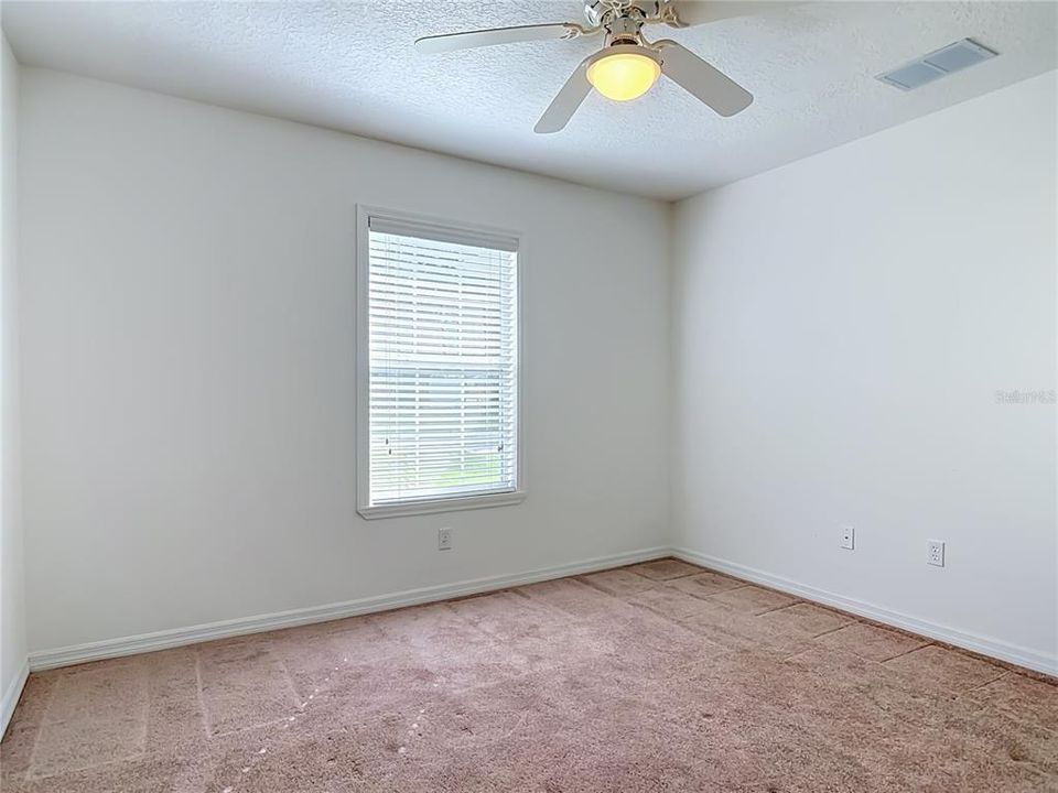 En Venta: $294,900 (3 camas, 2 baños, 1236 Pies cuadrados)