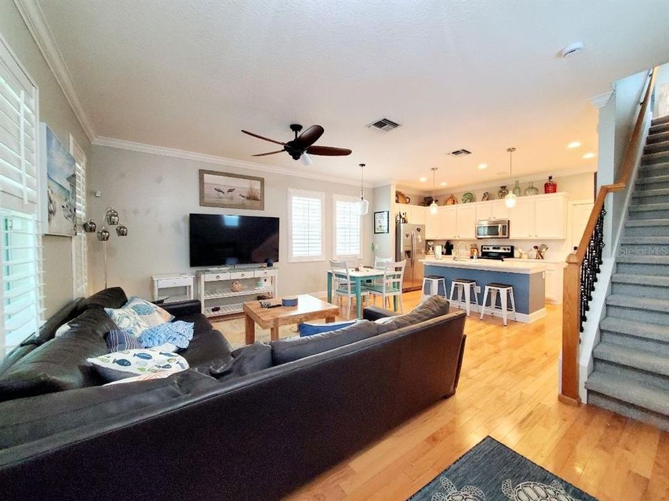 В аренду: $2,795 (3 спален, 2 ванн, 1445 Квадратных фут)
