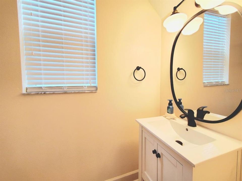 В аренду: $2,795 (3 спален, 2 ванн, 1445 Квадратных фут)