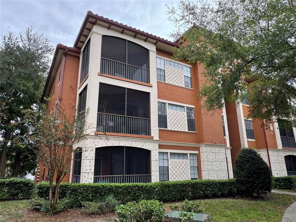 For Rent: $1,650 (2 beds, 2 baths, 1138 Square Feet)