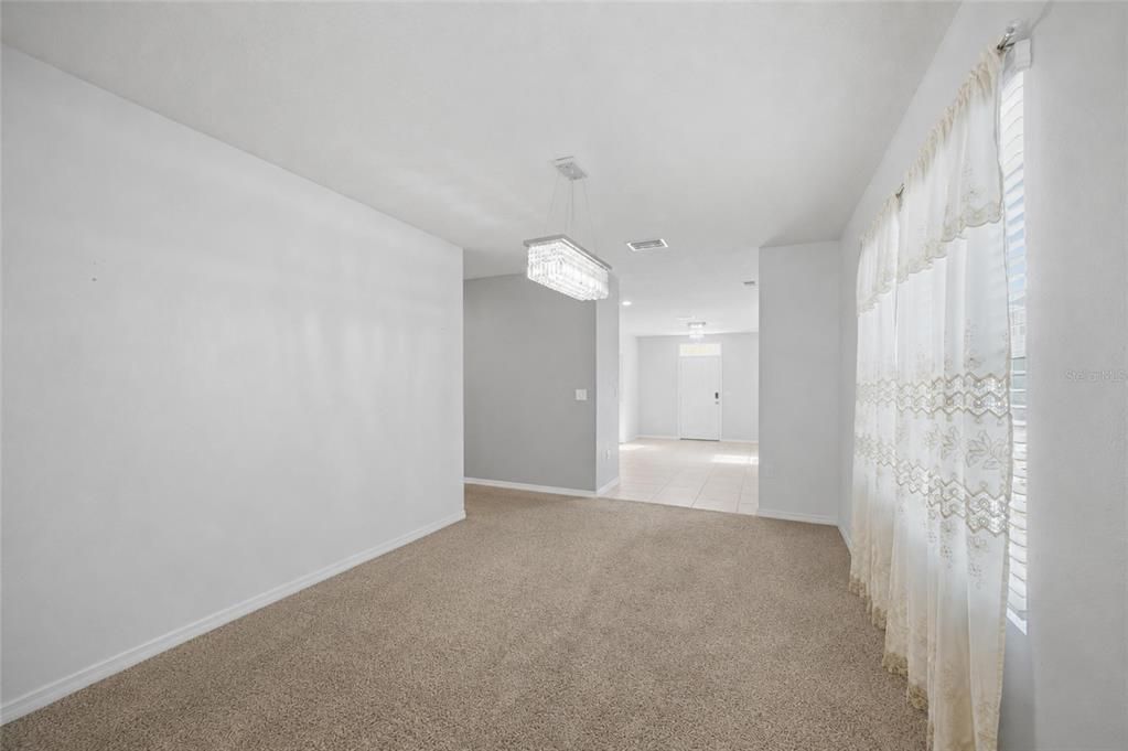 На продажу: $334,999 (3 спален, 2 ванн, 1516 Квадратных фут)