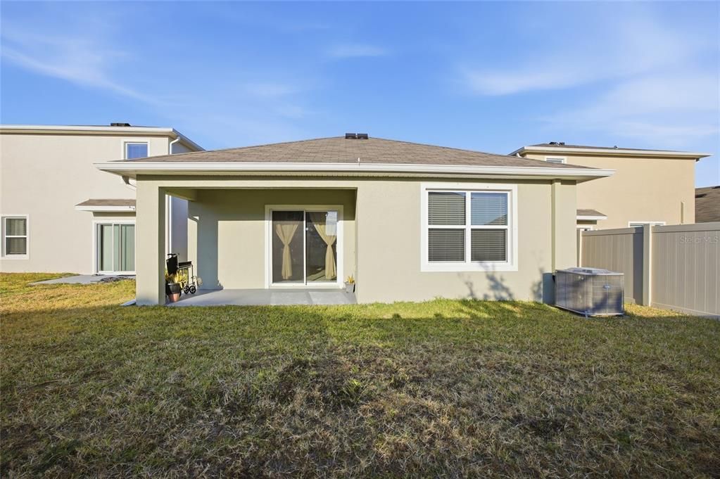 На продажу: $334,999 (3 спален, 2 ванн, 1516 Квадратных фут)