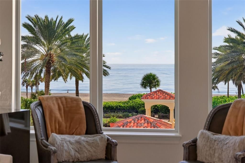 En Venta: $4,100,000 (3 camas, 3 baños, 3800 Pies cuadrados)