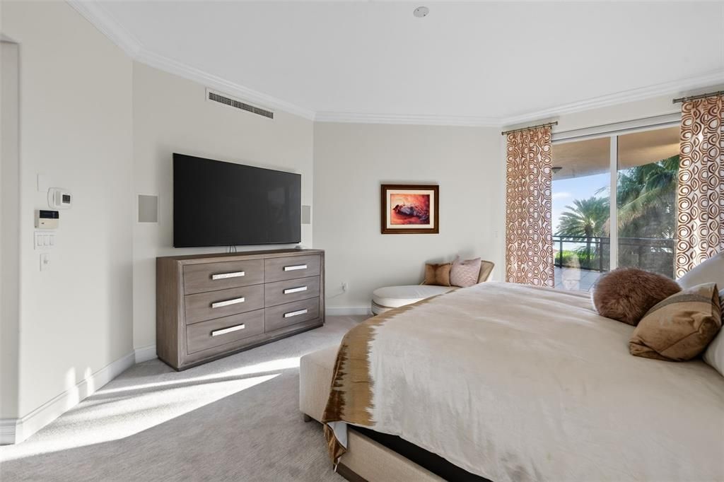 En Venta: $4,100,000 (3 camas, 3 baños, 3800 Pies cuadrados)