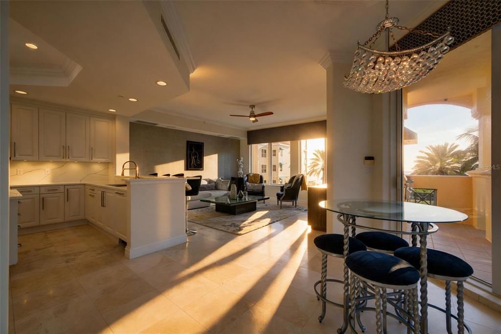 En Venta: $4,100,000 (3 camas, 3 baños, 3800 Pies cuadrados)
