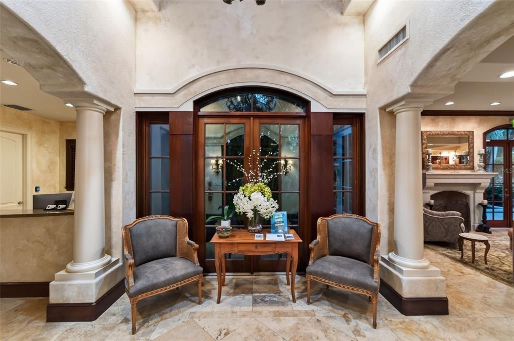 En Venta: $4,100,000 (3 camas, 3 baños, 3800 Pies cuadrados)