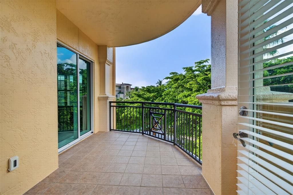 En Venta: $4,100,000 (3 camas, 3 baños, 3800 Pies cuadrados)