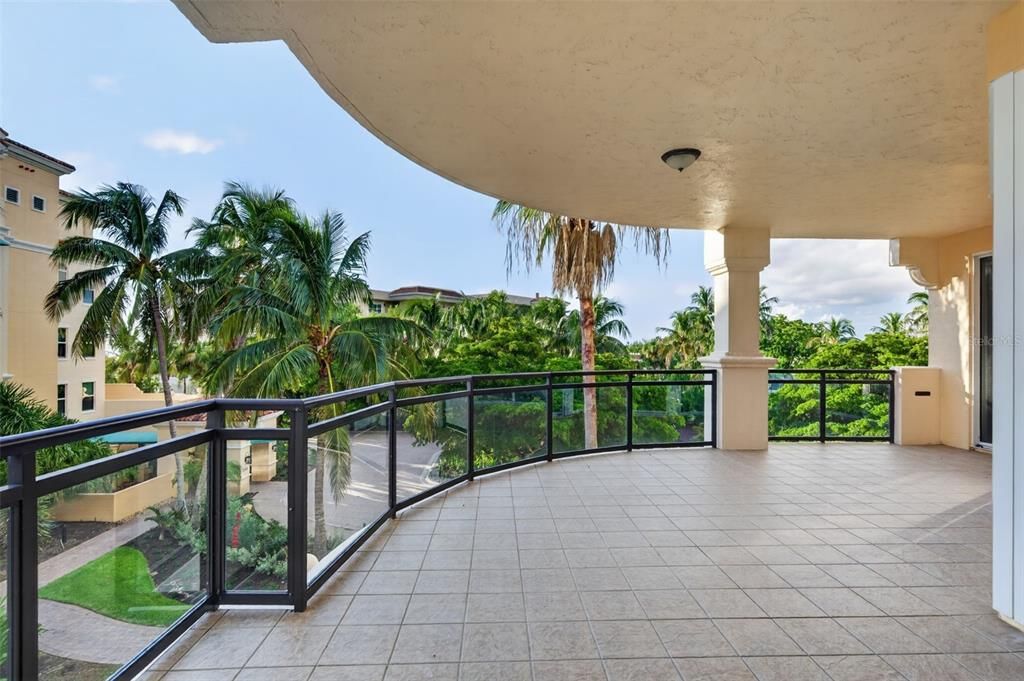 En Venta: $4,100,000 (3 camas, 3 baños, 3800 Pies cuadrados)