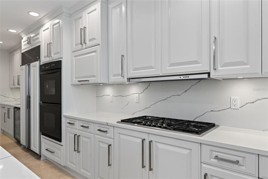 En Venta: $4,100,000 (3 camas, 3 baños, 3800 Pies cuadrados)