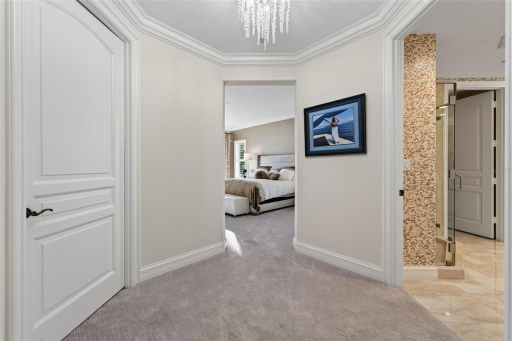 En Venta: $4,100,000 (3 camas, 3 baños, 3800 Pies cuadrados)