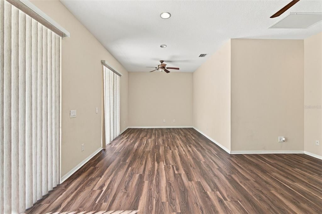 For Sale: $429,000 (4 beds, 3 baths, 2260 Square Feet)