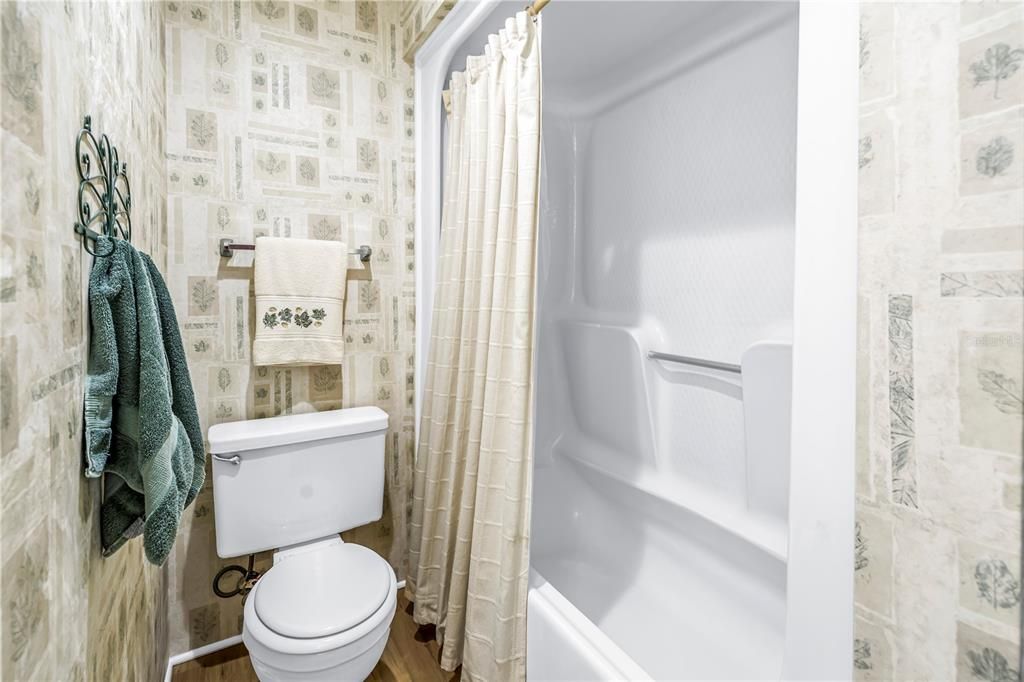 En Venta: $173,500 (2 camas, 2 baños, 1272 Pies cuadrados)