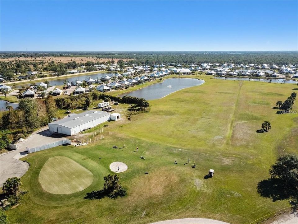 На продажу: $127,999 (0.13 acres)