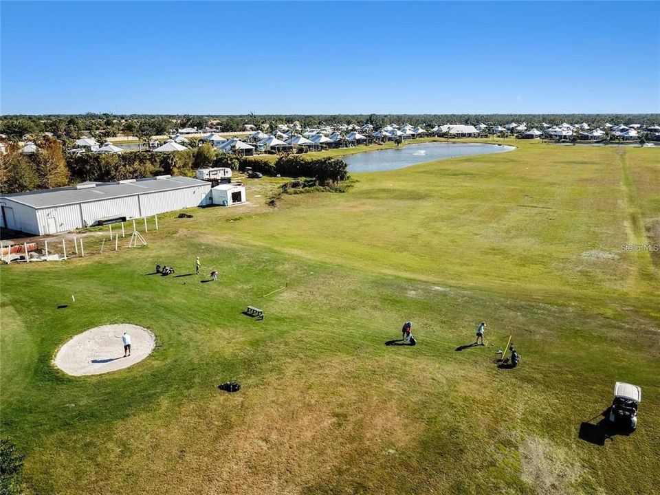 На продажу: $127,999 (0.13 acres)
