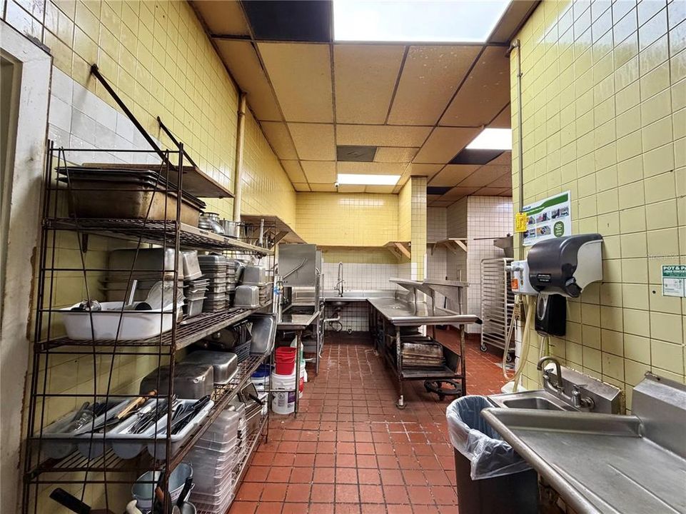 For Sale: $1,700,000 (0 beds, 0 baths, 5776 Square Feet)