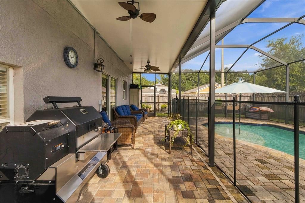En Venta: $399,900 (4 camas, 2 baños, 2120 Pies cuadrados)