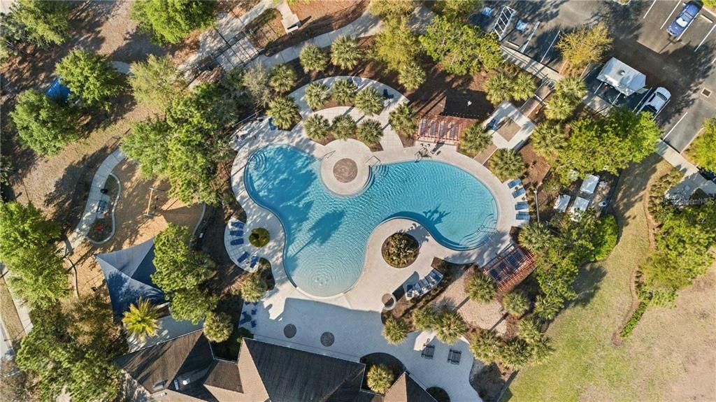 На продажу: $350,000 (4 спален, 2 ванн, 2558 Квадратных фут)