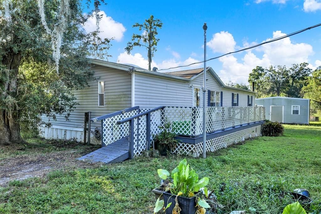 На продажу: $449,999 (3 спален, 2 ванн, 1584 Квадратных фут)