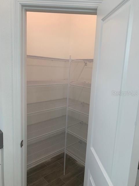 En Renta: $3,000 (4 camas, 3 baños, 2454 Pies cuadrados)