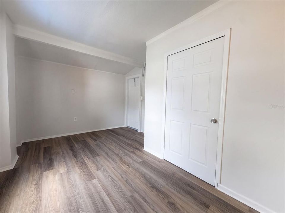 En Venta: $250,000 (4 camas, 1 baños, 1045 Pies cuadrados)
