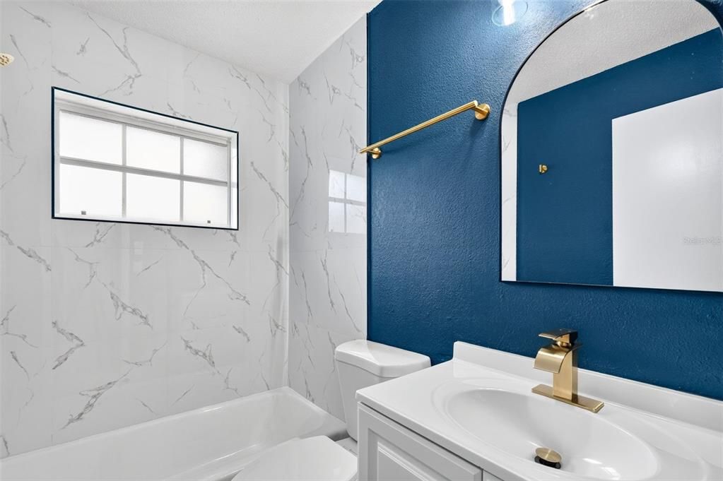 For Sale: $338,500 (3 beds, 2 baths, 1203 Square Feet)