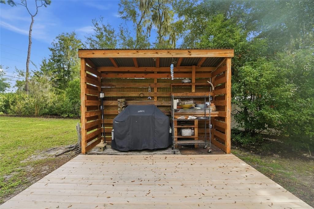 На продажу: $349,999 (4 спален, 2 ванн, 1520 Квадратных фут)