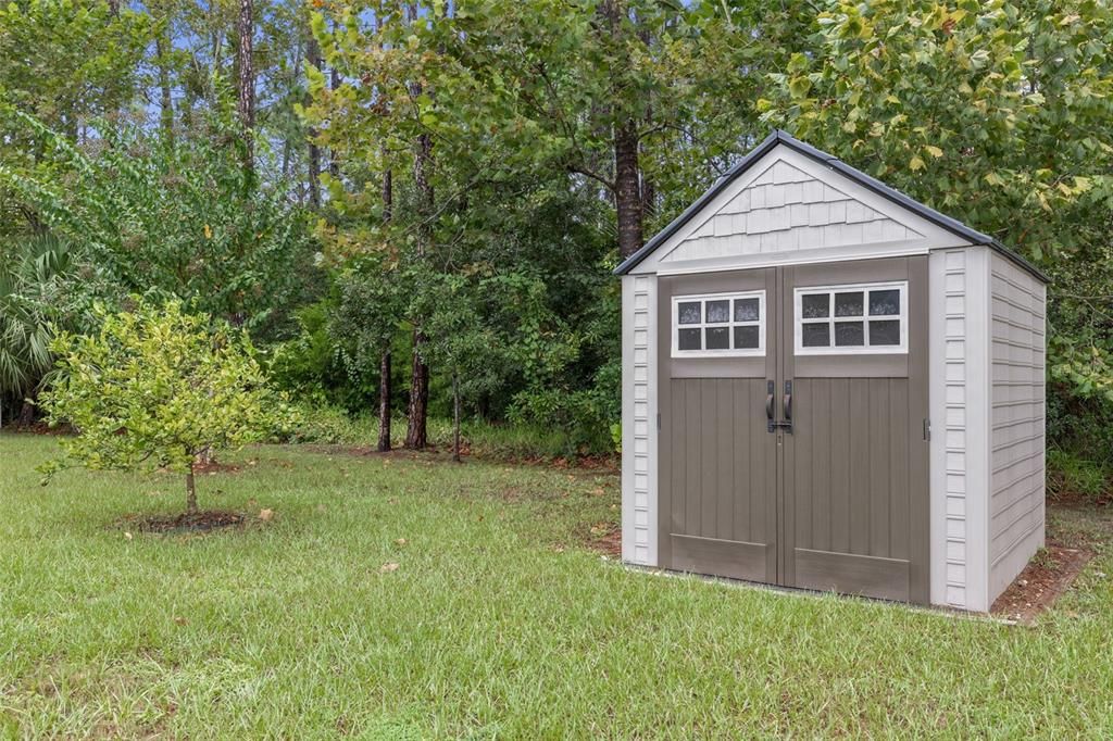 For Sale: $400,000 (4 beds, 3 baths, 2078 Square Feet)