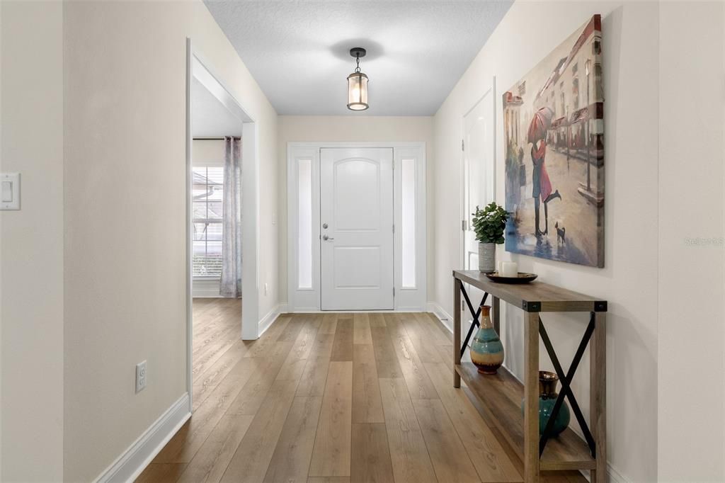 For Sale: $400,000 (4 beds, 3 baths, 2078 Square Feet)