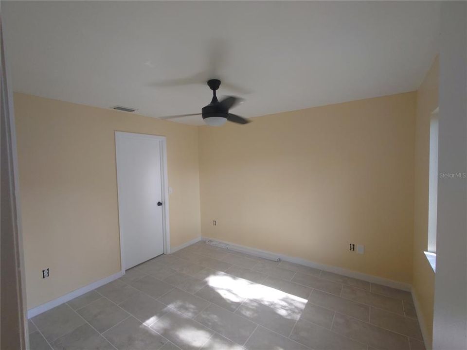 В аренду: $1,795 (2 спален, 1 ванн, 983 Квадратных фут)