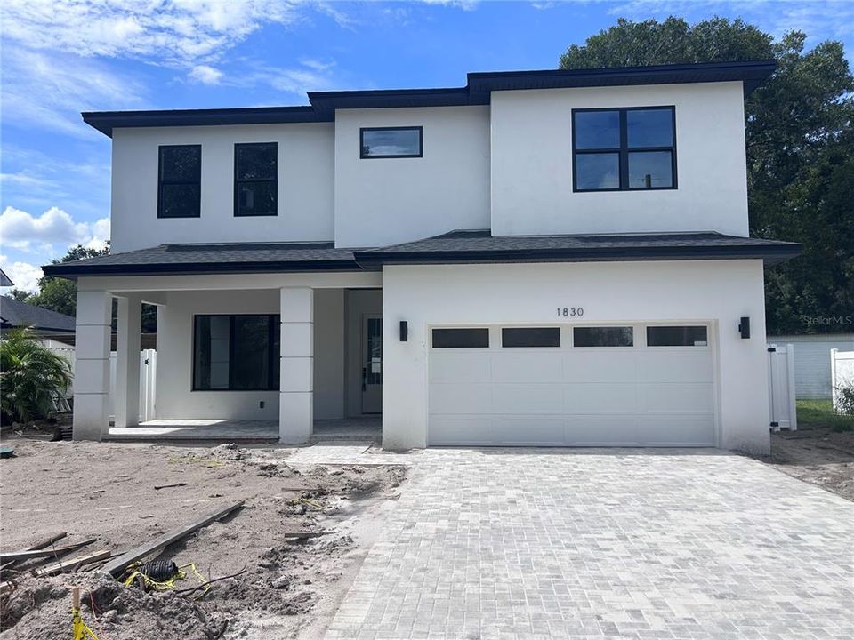 En Venta: $1,249,900 (4 camas, 2 baños, 2269 Pies cuadrados)