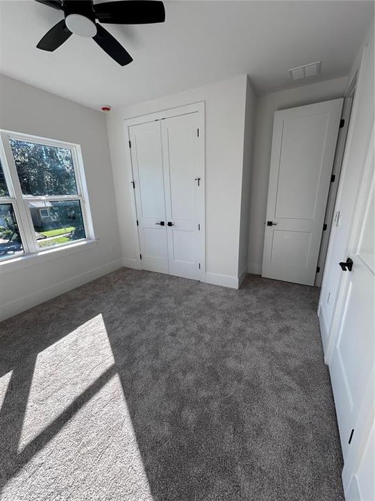 En Venta: $1,249,900 (4 camas, 2 baños, 2269 Pies cuadrados)
