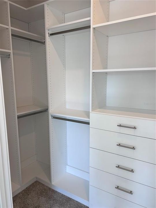 En Venta: $1,249,900 (4 camas, 2 baños, 2269 Pies cuadrados)