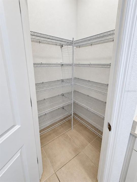 En Renta: $2,300 (3 camas, 2 baños, 1373 Pies cuadrados)