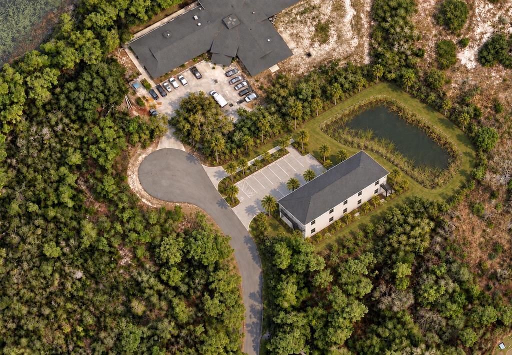 На продажу: $199,900 (0.56 acres)