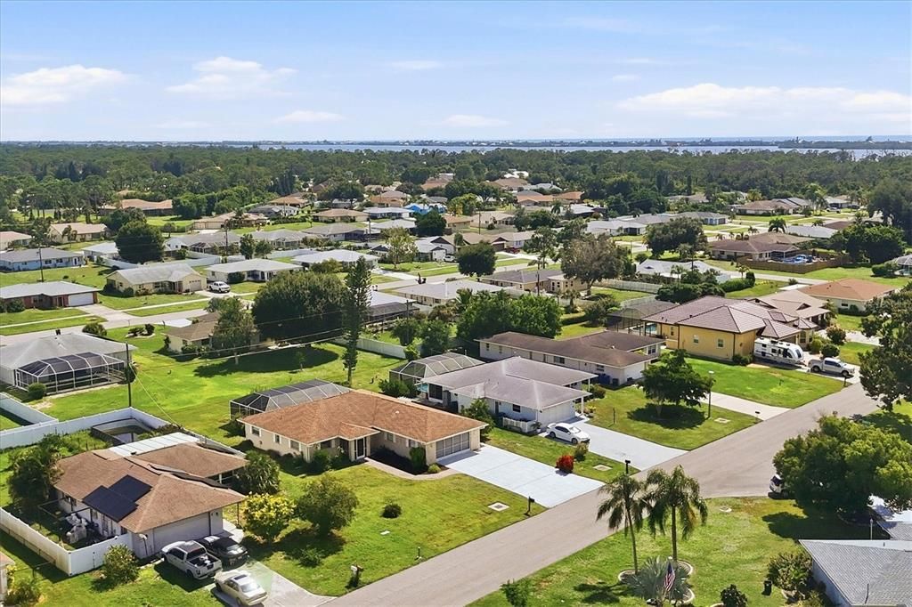 Active With Contract: $379,900 (3 beds, 2 baths, 1691 Square Feet)