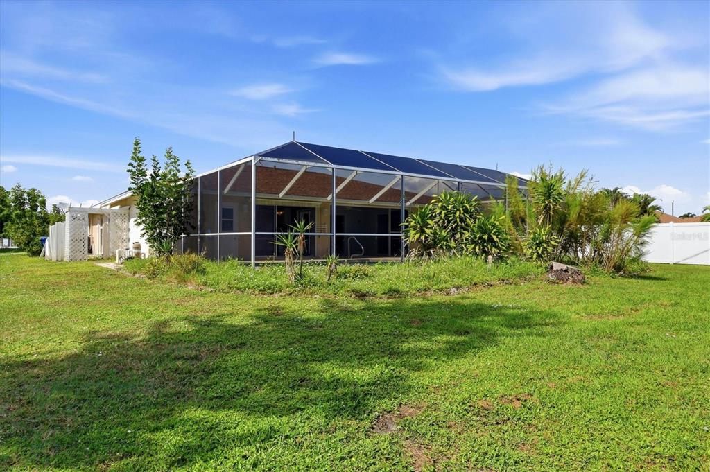 Active With Contract: $379,900 (3 beds, 2 baths, 1691 Square Feet)