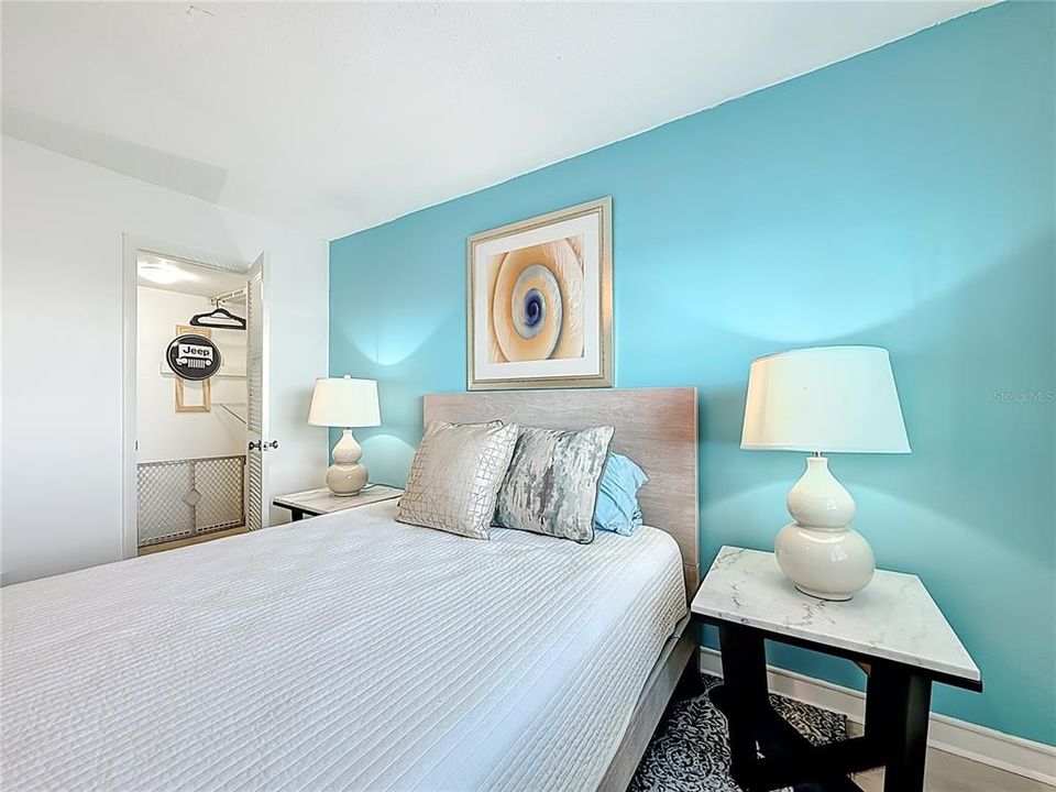 En Venta: $369,000 (1 camas, 1 baños, 1003 Pies cuadrados)