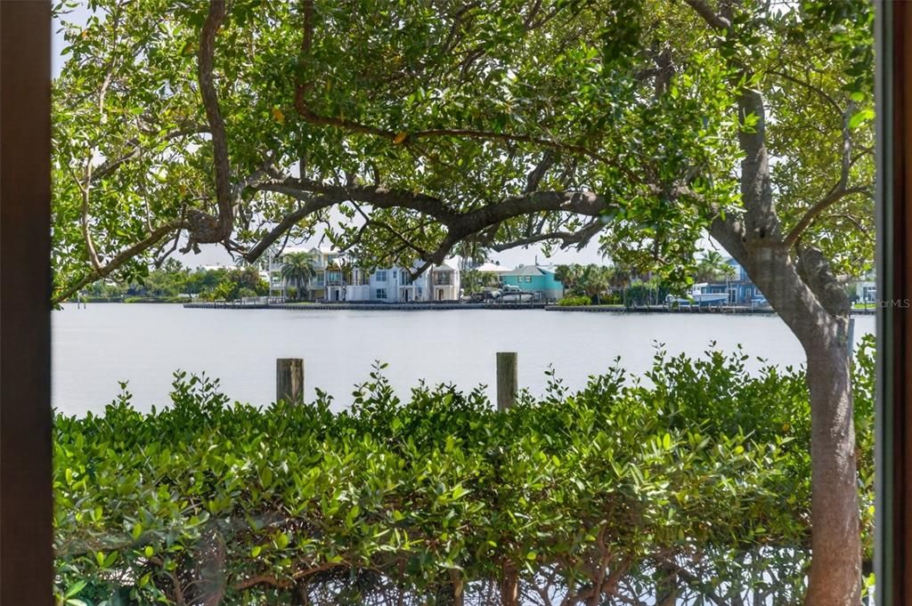 На продажу: $3,700,000 (3 спален, 2 ванн, 3066 Квадратных фут)
