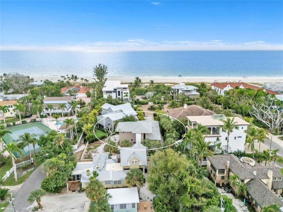 En Venta: $2,295,000 (3 camas, 2 baños, 2800 Pies cuadrados)