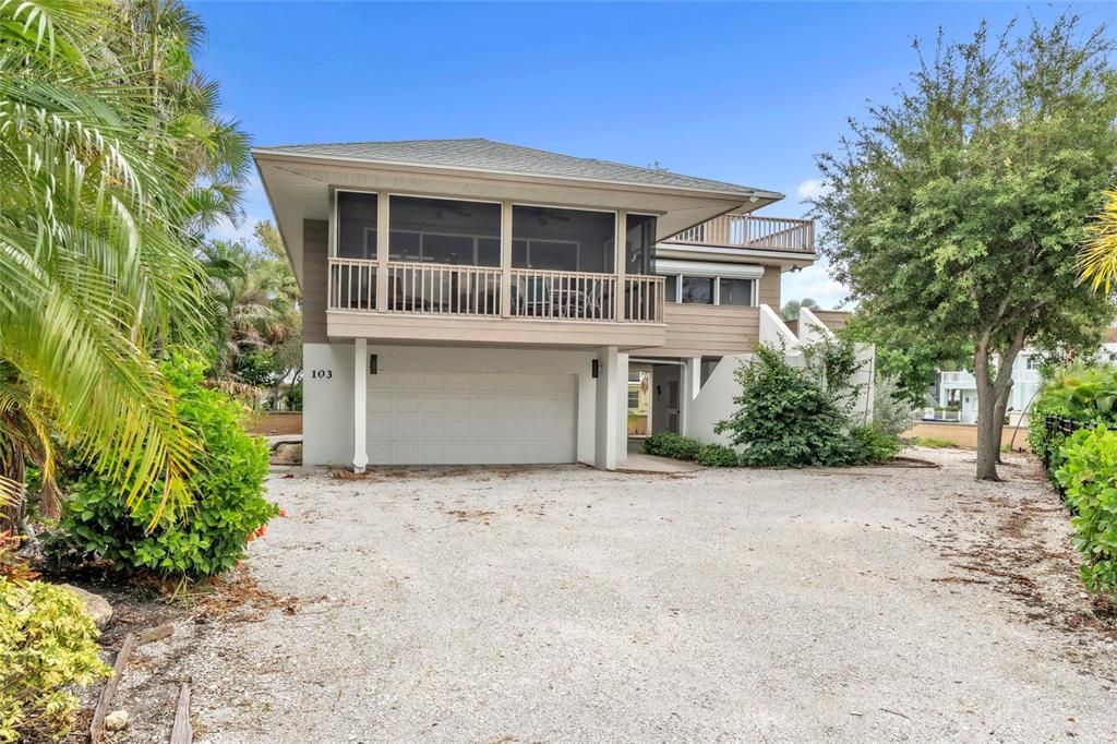En Venta: $2,295,000 (3 camas, 2 baños, 2800 Pies cuadrados)